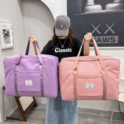 The large-capacity travel bag is portable