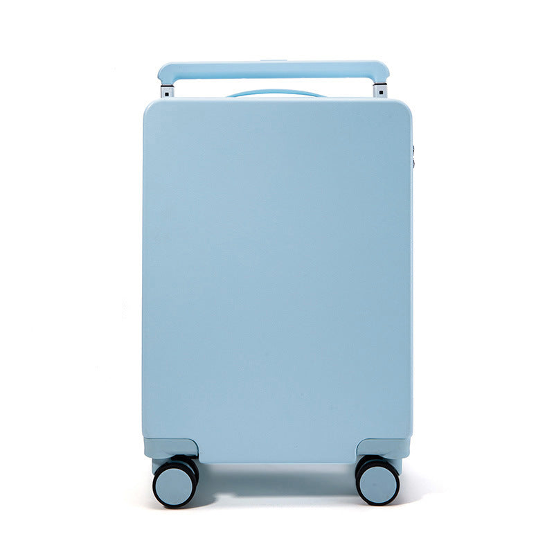 The luggage for female students is sturdy and durable for boarding