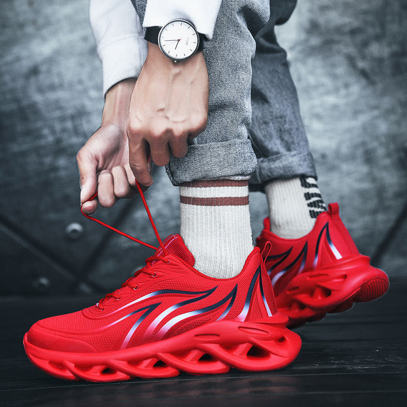 The men's Korean version of the Blade shoes is versatile