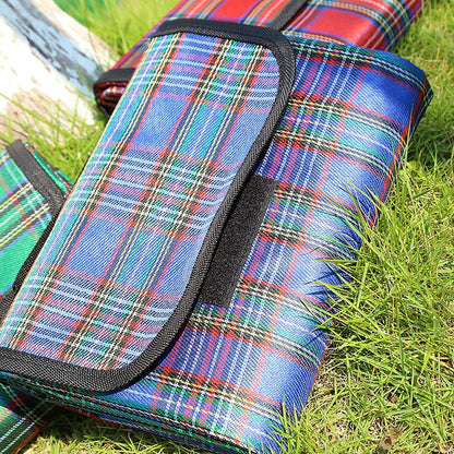 The outdoor picnic mat is foldable