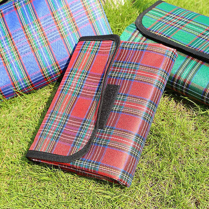 The outdoor picnic mat is foldable