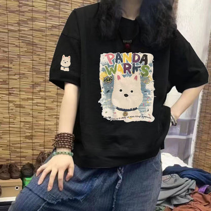 The pure cotton women's T-shirt is loose and slimming