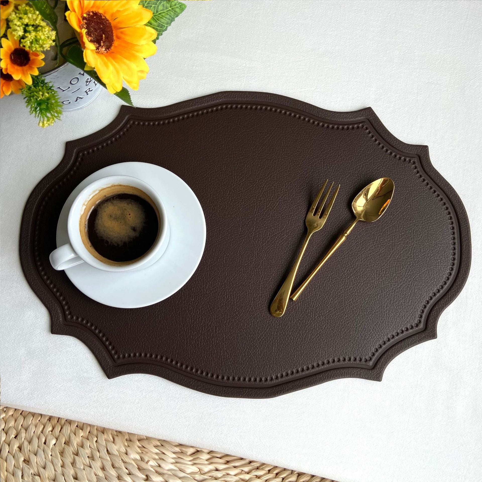 The retro faux leather placemats are waterproof