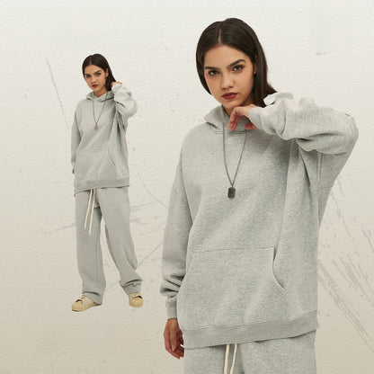 Thick-lined hooded sweatshirt