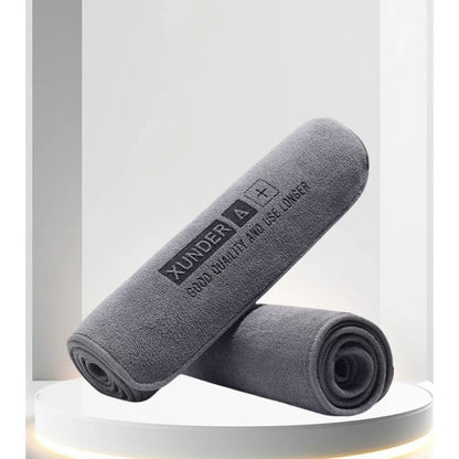 Thick Microfiber Car Washing Towel, Lint-Free and Highly Absorbent