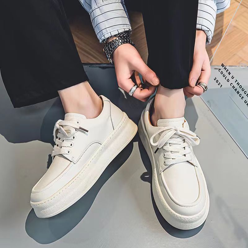 Thick-soled casual sneakers