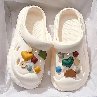 Thick-soled clogs can be worn outside