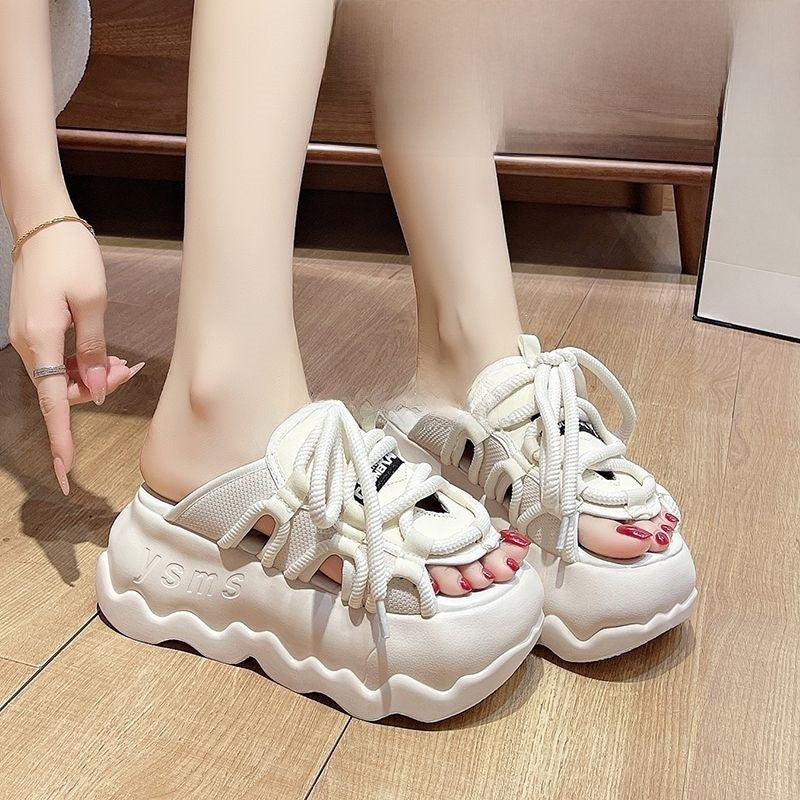 Thick-soled flip-flops