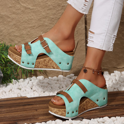 Thick-soled wedge sandals