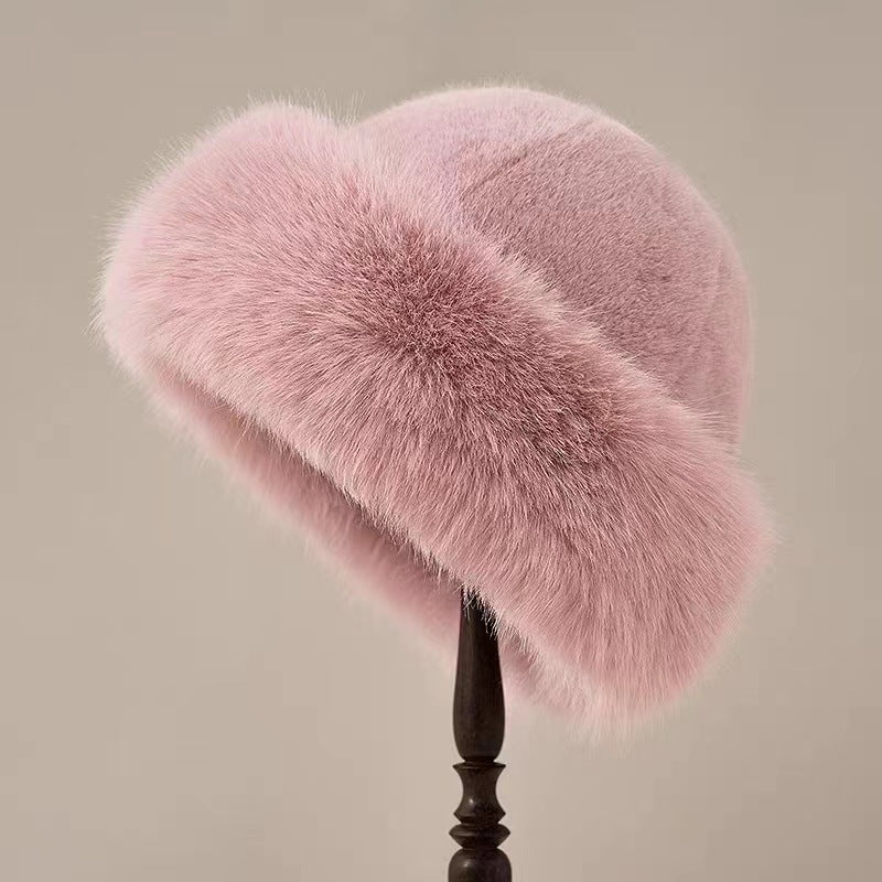 Thickened and warm faux fur fisherman's hat for women