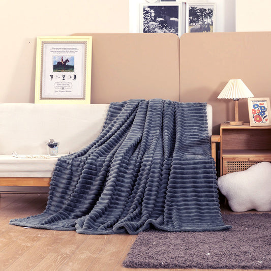 Thickened flannel blanket