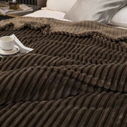 Thickened flannel blanket