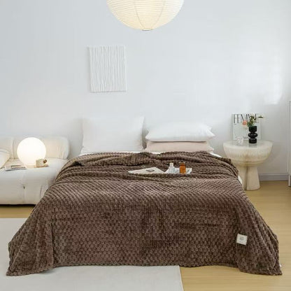 Thickened Golden Beetle Fleece Blanket