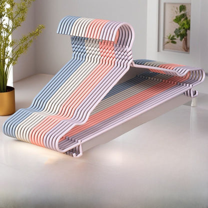 Thickened Plastic Clothes Hangers