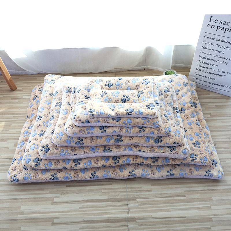 Thickened plush cushion