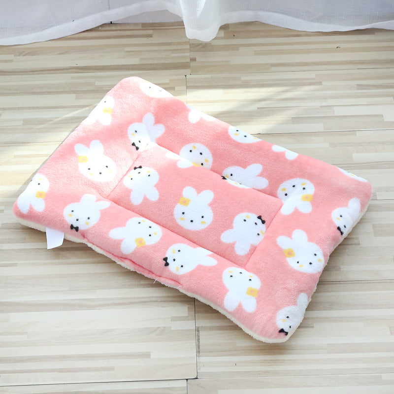 Thickened plush cushion