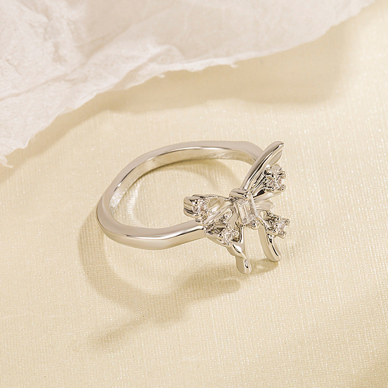 Three-dimensional butterfly-shaped adjustable opening ring