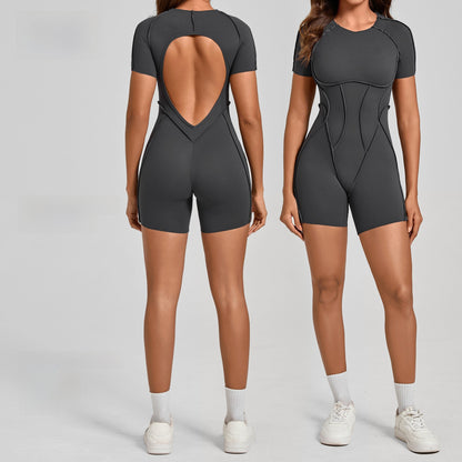 Three-dimensional connected yoga suit