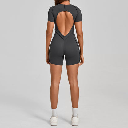 Three-dimensional connected yoga suit