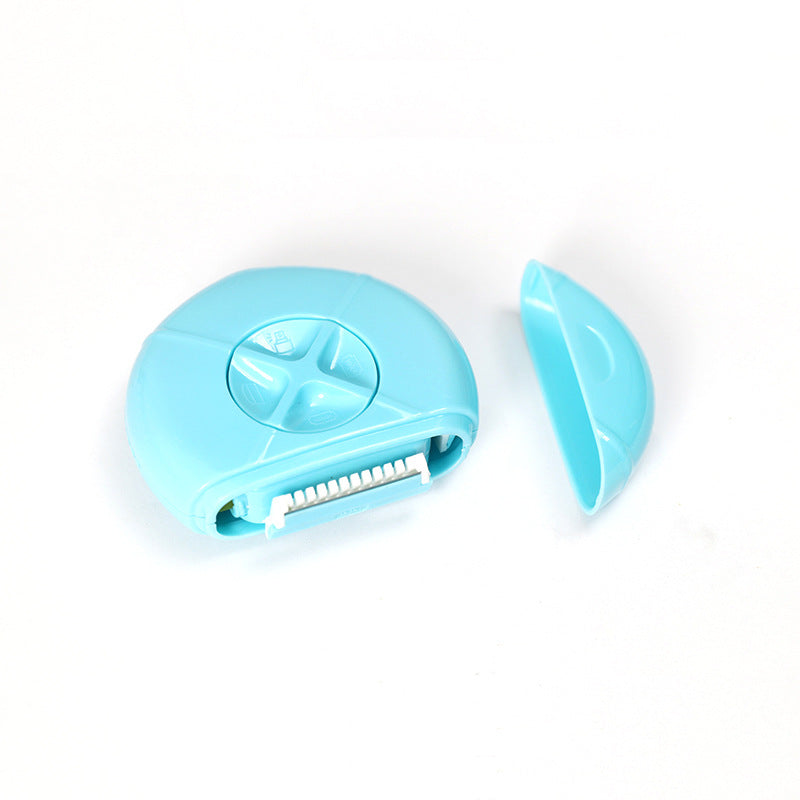Three-in-one women's shaving knife