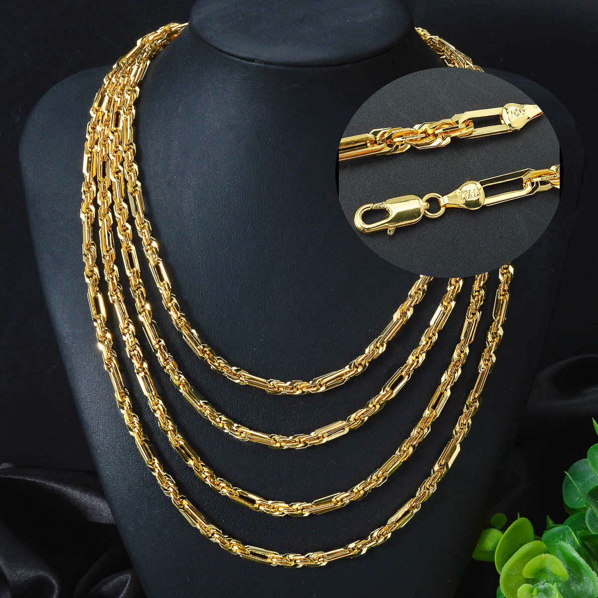 Three-layer twisted chain