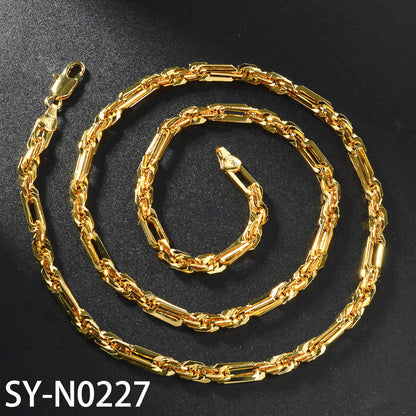 Three-layer twisted chain