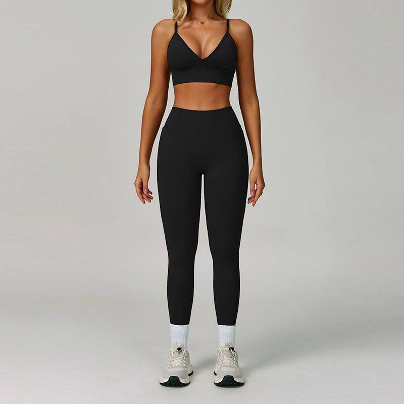 Three-piece sports fitness suit