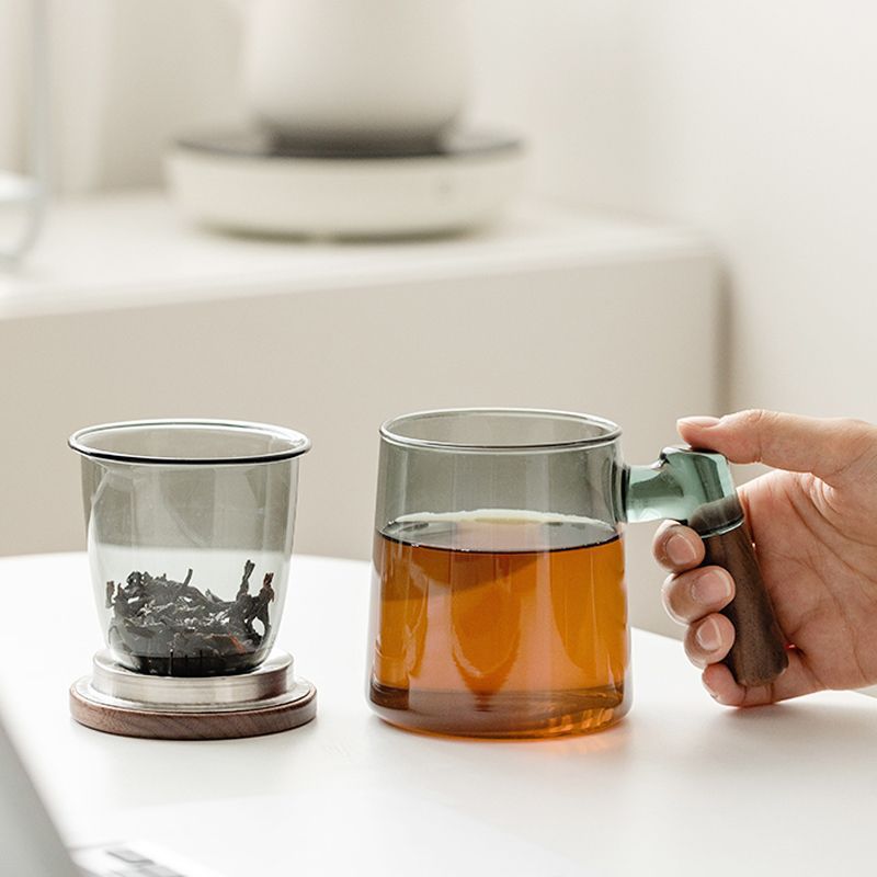 Three-piece tea cup with side wooden handle
