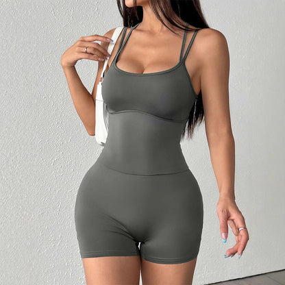 Tight-fitting one-piece shorts