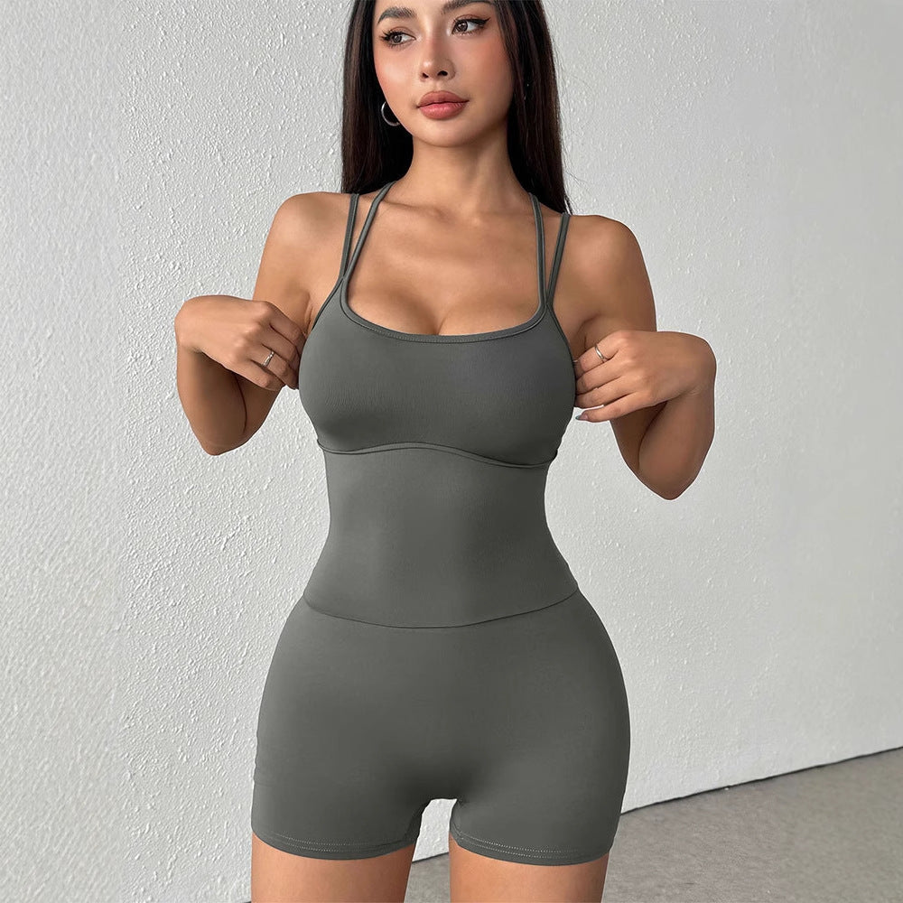 Tight-fitting one-piece shorts