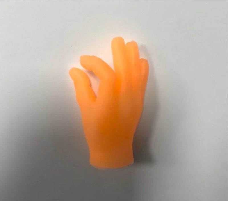 Tiktok Trending Finger Toy Gloves for Cat Teasing and Petting, Creative Plastic Gloves with Left and Right Hand Models, Wholesale Pet Cat Toys