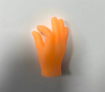 Tiktok Trending Finger Toy Gloves for Cat Teasing and Petting, Creative Plastic Gloves with Left and Right Hand Models, Wholesale Pet Cat Toys
