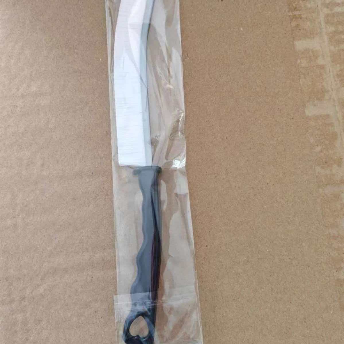 Tile cleaning brush