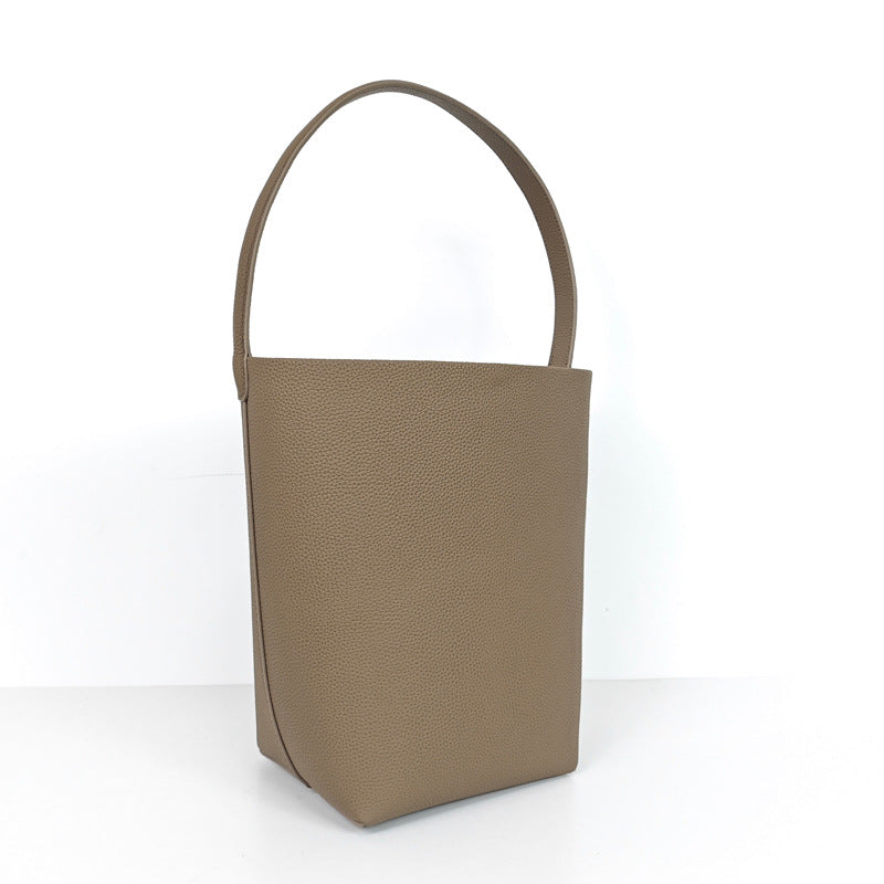 Top-Layer Cowhide Leather Bucket Bag for Women