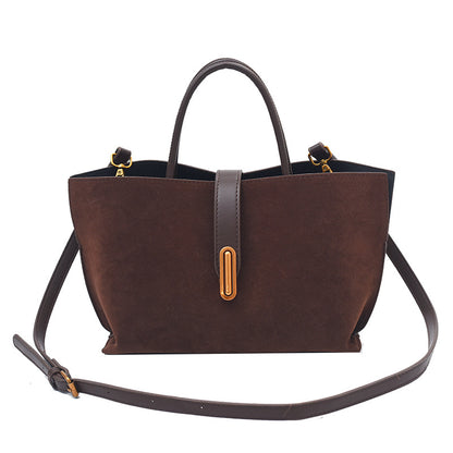 Tote bag with large capacity