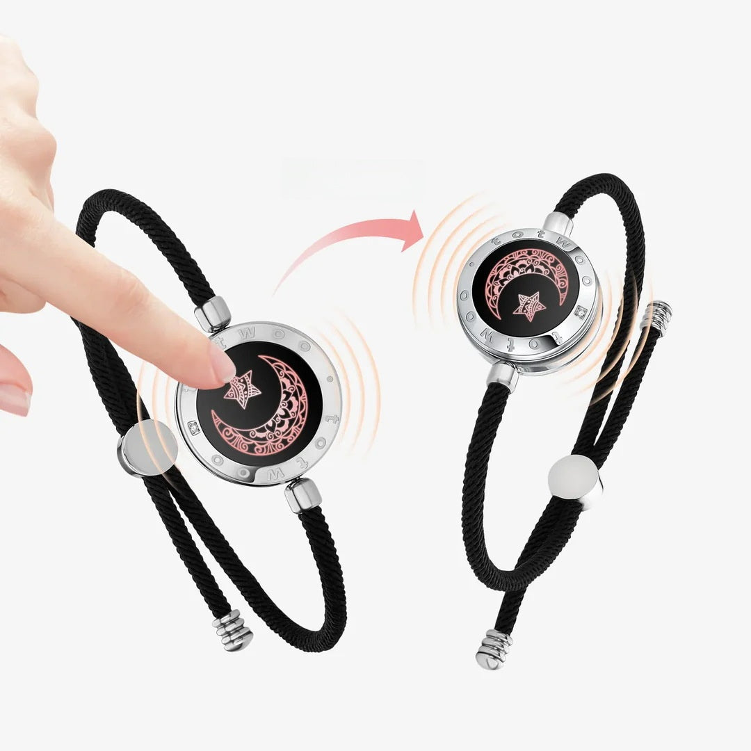 Totwoo Smart Couple Bracelet with Vibration and Light Alerts