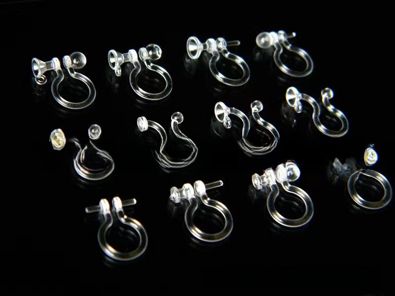 Transparent environmental resin ear clip