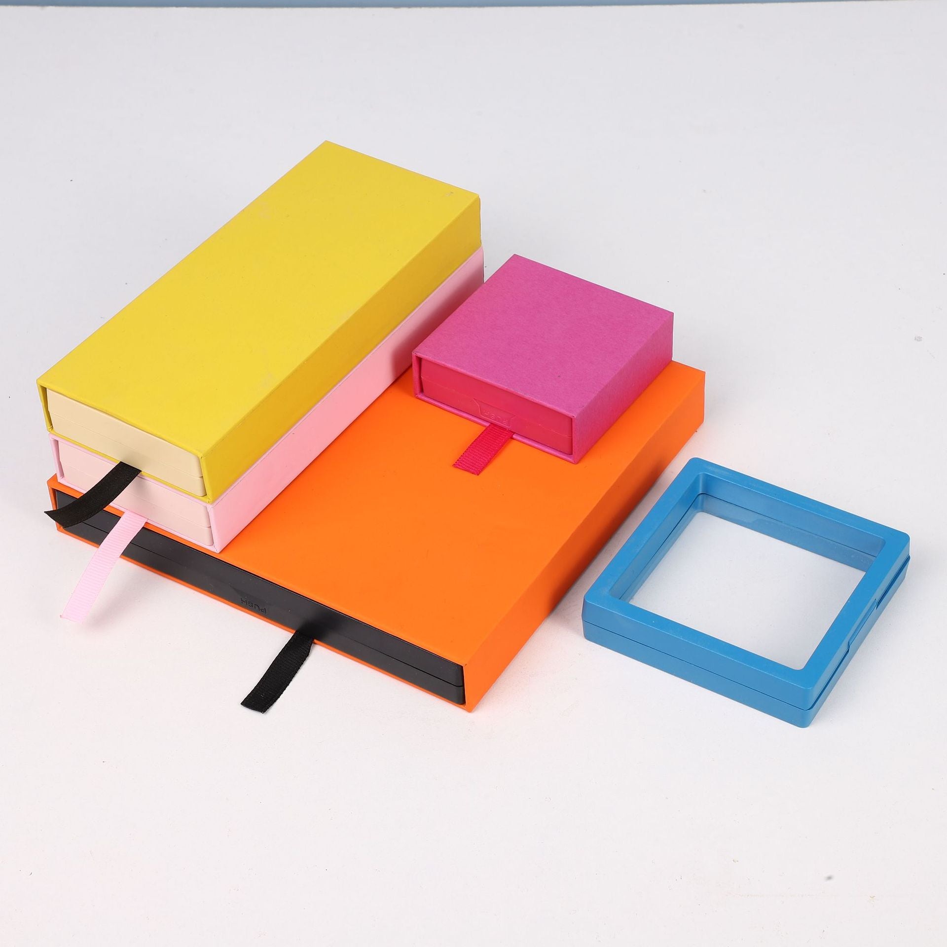 Transparent Suspension Jewelry Display Box