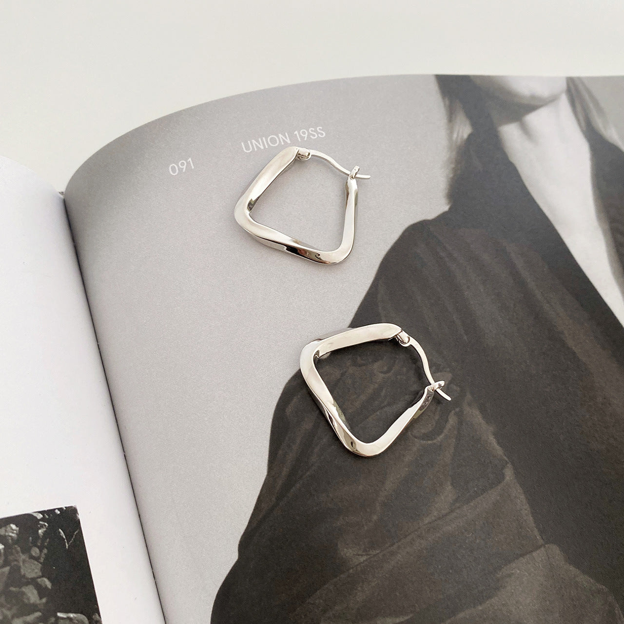 Trapezoid geometric earrings