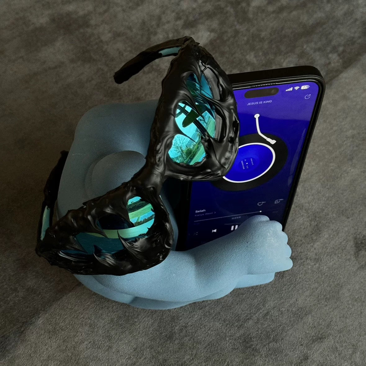 Trendsetting Avant-Garde Sunglasses