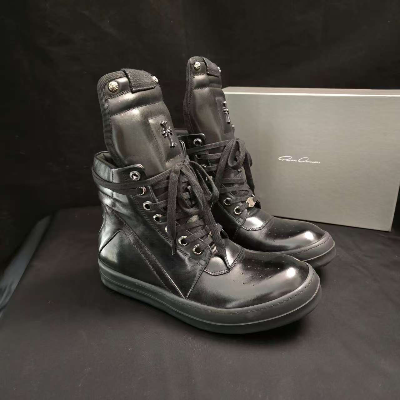 Trendy Men's High-Top Sneakers Genuine Leather Lace-Up Shoes