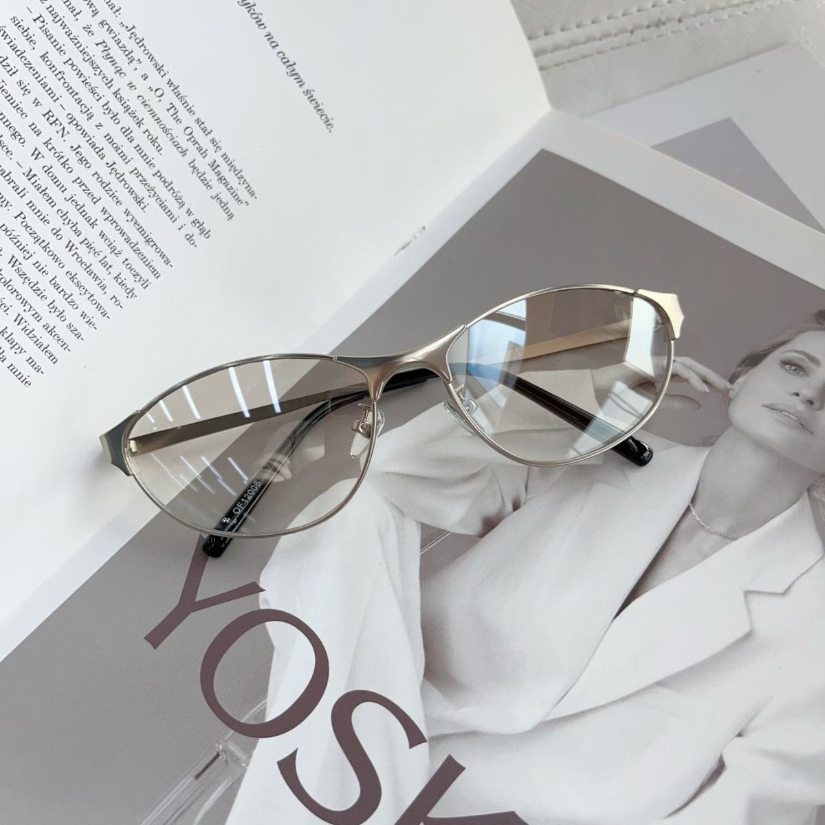 Trendy Metal Sunglasses with UV400 Protection