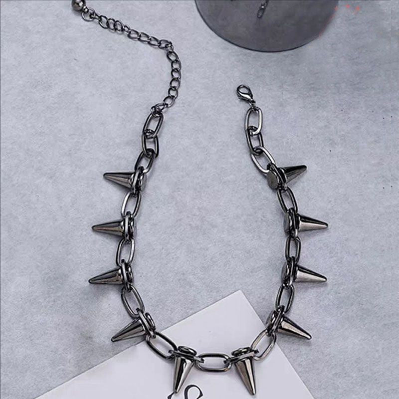 Trendy Personality Punk Hip-Hop Fashion Tassel Rivet Women's Necklace Cross-Border Temperament European and American Cross-Border Direct Sales Chain