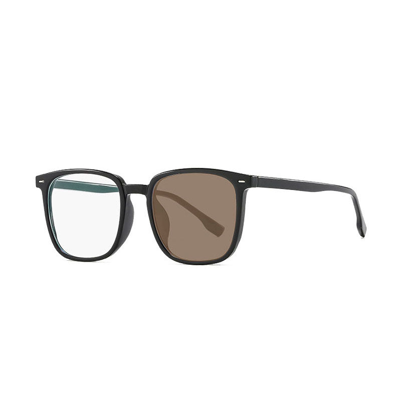 Trendy photochromic glasses