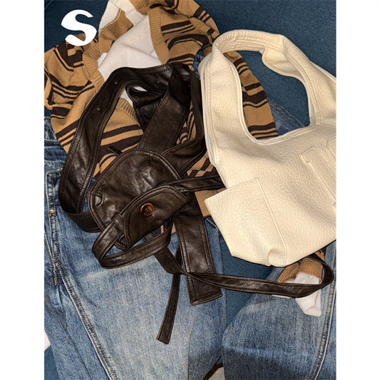 Trendy retro-inspired, versatile, adjustable waist bag