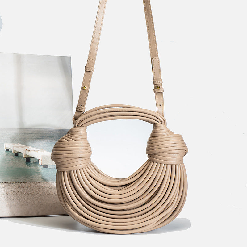 Trendy Woven Handbag