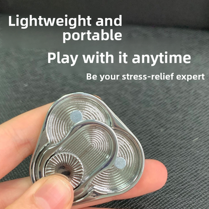 Triangle Rotating Card Push EDC Three Rings