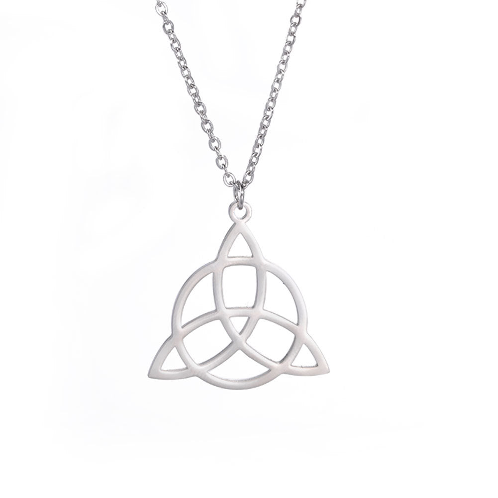 Triangular circular necklace