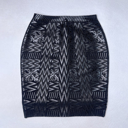 Tuck in your waist, butt and short skirt