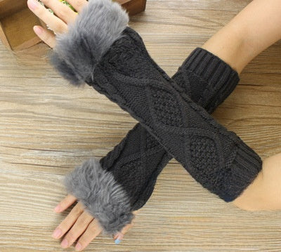 Twist Knitted Arm Covers